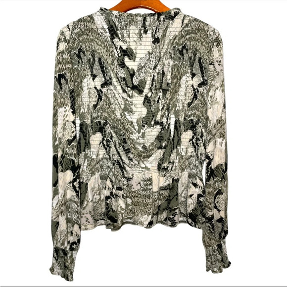 White House black market animal print button front peplum hem smocked top Small - Picture 2 of 5